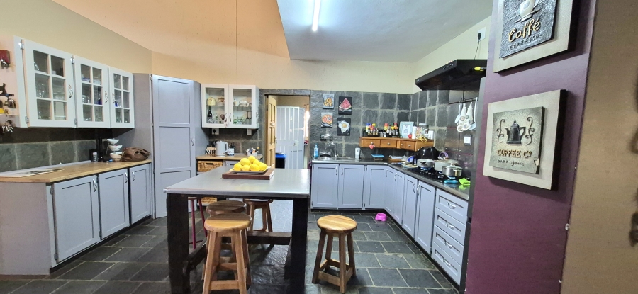 9 Bedroom Property for Sale in Rietfontein AH North West